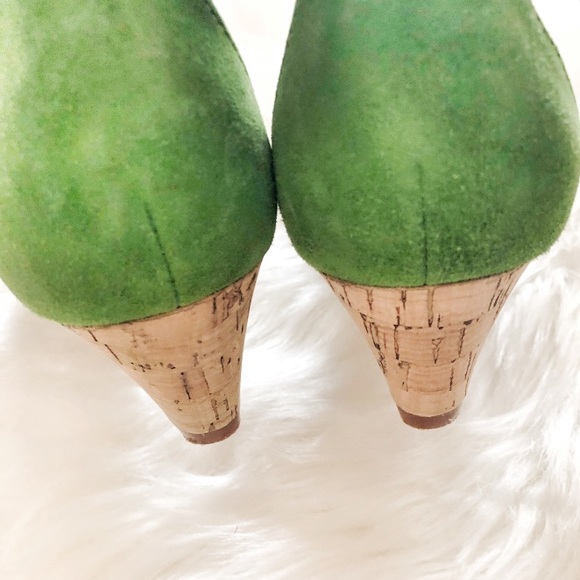 Tory Burch Leaf Green Savannah Sandals Low Wedge - Picture 2 of 8